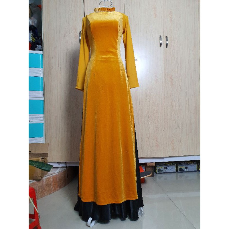 Áo dài nhung trẻ