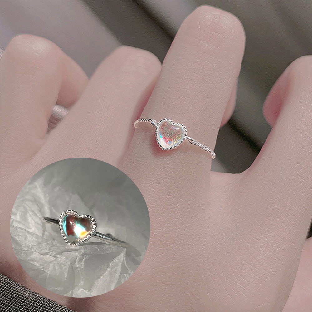 Nhẫn Đính Đá Mặt Trăng Màu Gradient Độc Đáo