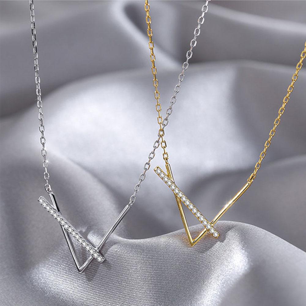 ANEMONE Vòng cổ Choker Mặt Chữ V Lấp Lánh