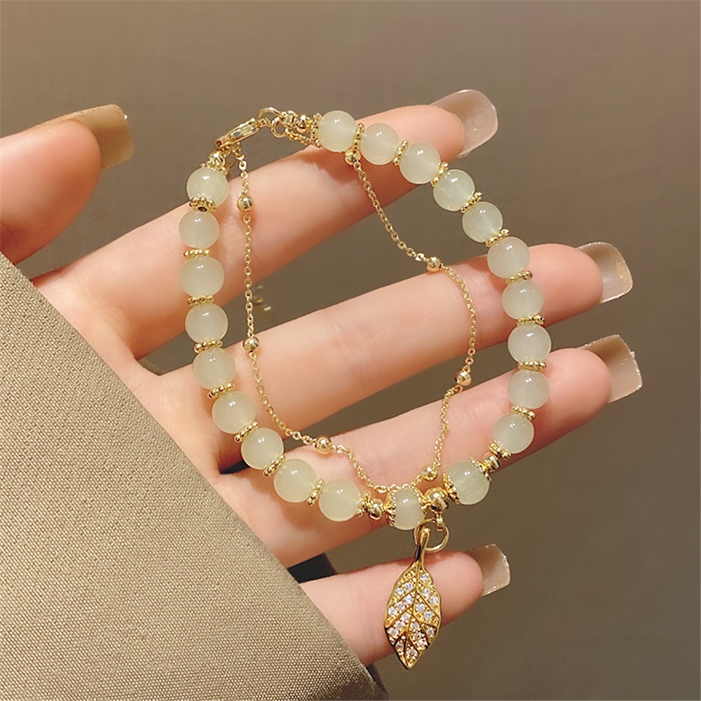 Vòng Tay Chuỗi Hạt Đá Ngọc Bích Hình Chiếc Lá Nhỏ Xinh