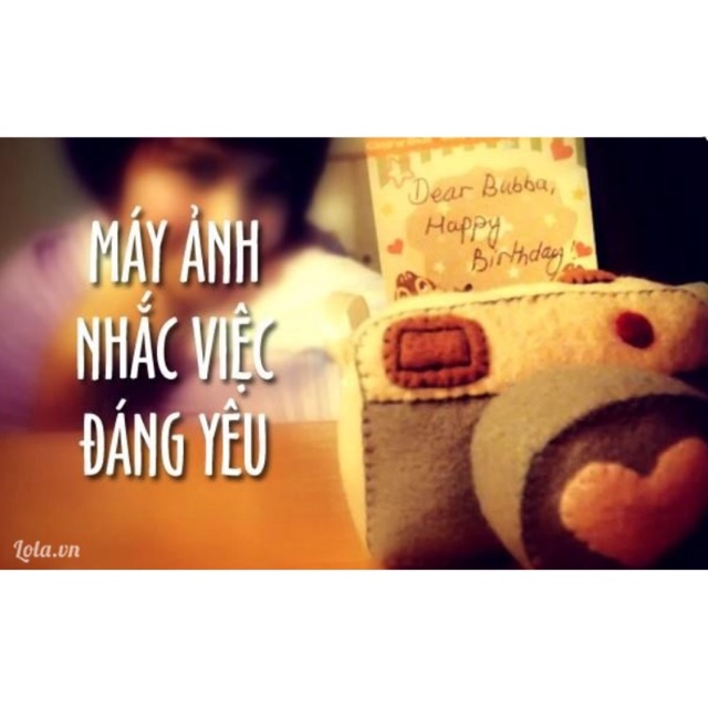 Máy ảnh bằng vải nỉ handmade làm quà tặng xinh xắn, đáng yêu