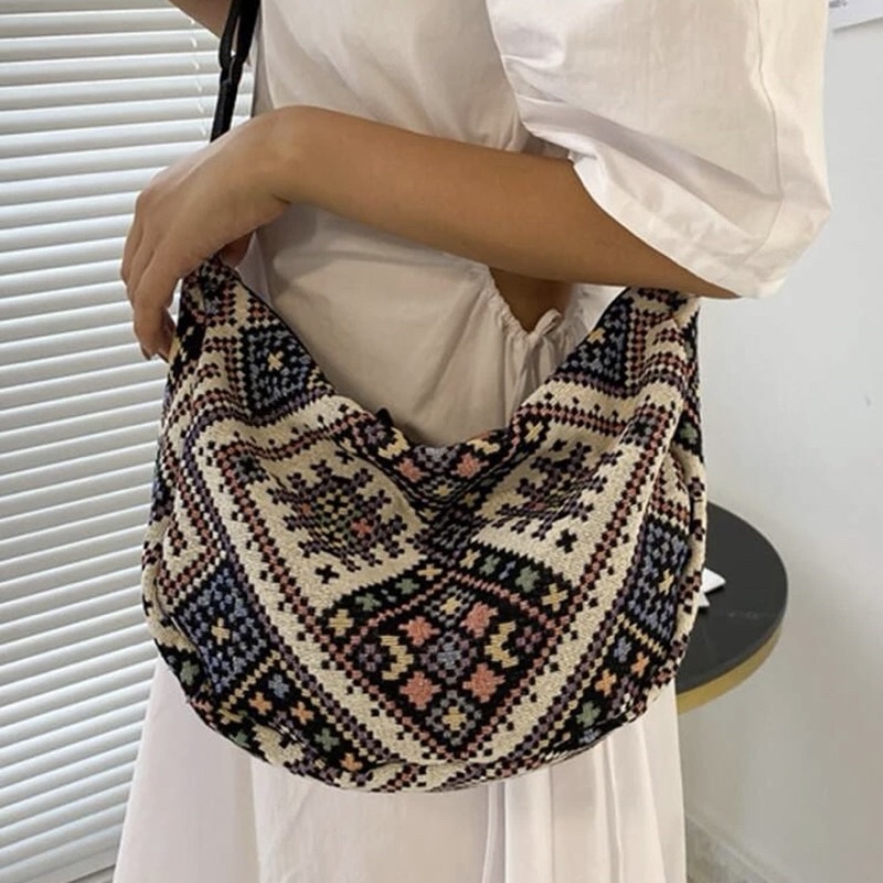 TÚI ĐEO CHÉO HOẠ TIẾT THỔ CẨM XINH TRENDY GIÁ RẺ TÚI TOTE  PHONG CÁCH RETRO HỌC SINH ĐƠN GIẢN ULZZANG HÀN