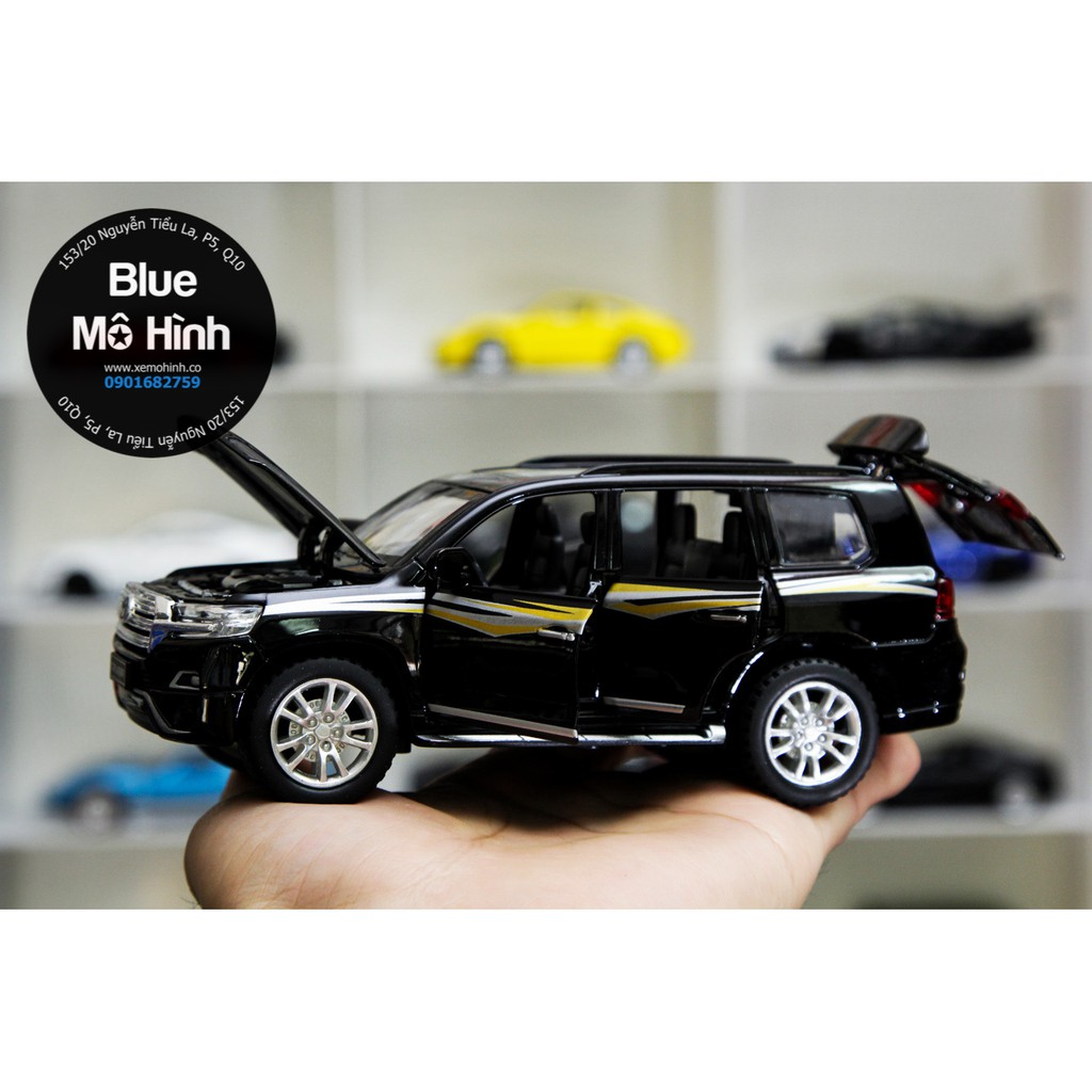 Blue mô hình | Xe mô hình Toyota Land Cruiser New mở hết cửa 1:32