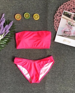 Mẫu bikini không dây sexy