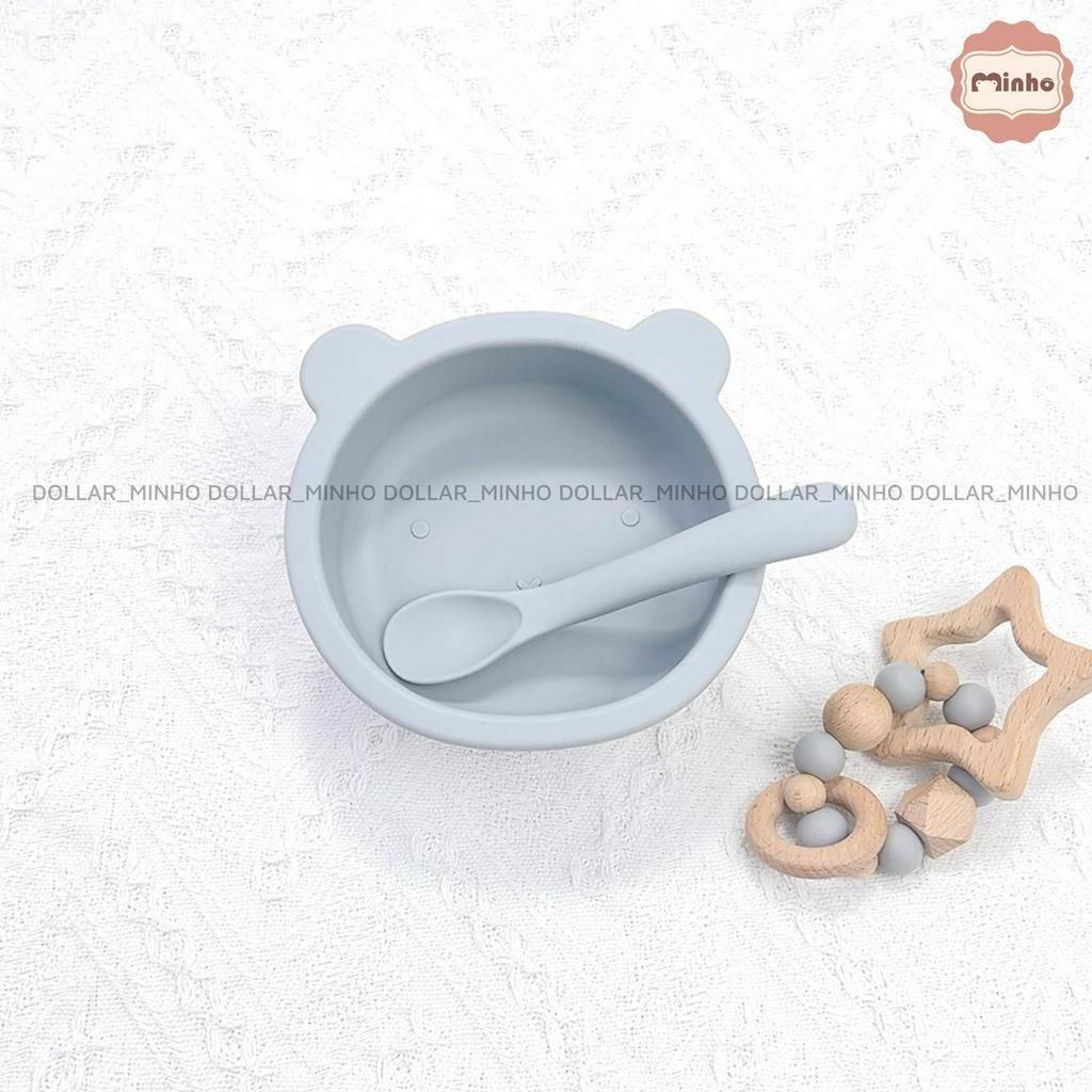 Bát ăn dặm kèm thìa cho bé mới tập ăn