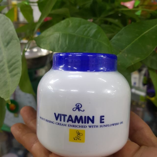 Kem dưỡng Vitamin E Thái Lan