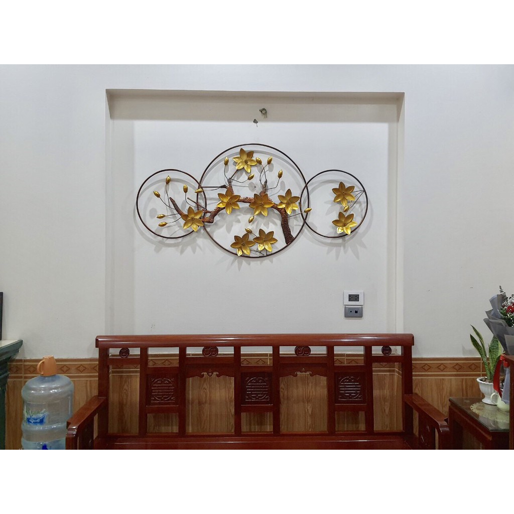 Tranh Sắt Treo Tường Nghệ Thuật , Tranh Decor Trang Trí Hoa Mai Khung Tròn  Mã 2103