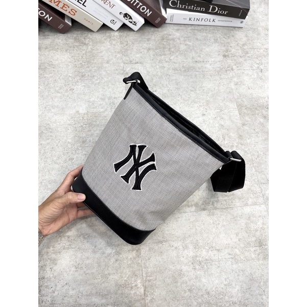 Túi xách MLB dư xịn Hàn Quốc MLB BASIC BIG LOGO BUCKET BAG