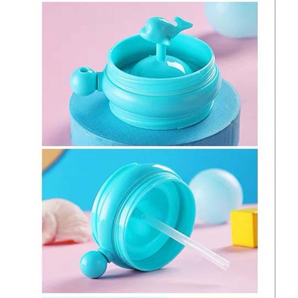 Bình Nước Dạng Xịt Hình Cá Voi Dễ Thương Cho Bé