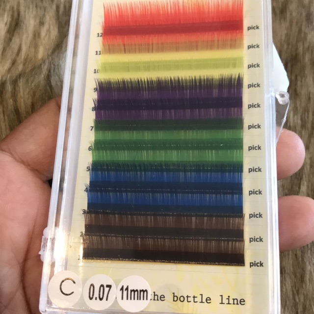 Mì nối mi màu