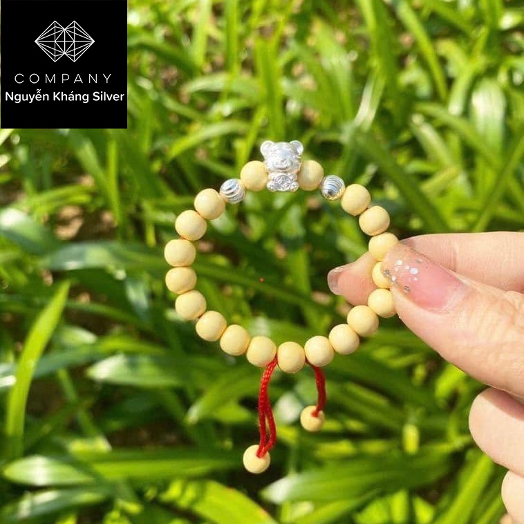 VÒNG DÂU TẰM KÈM CON GIÁP HÌNH CON HỔ, CON TRÂU, KHỈ VÀ BI BẠC TA CHO BÉ
