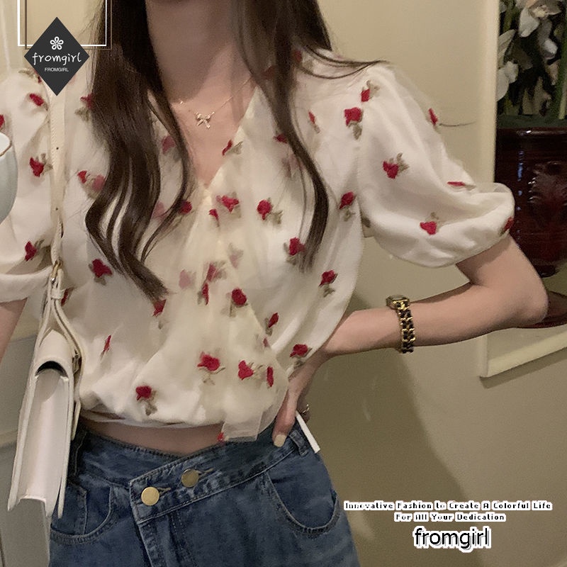 Áo Voan Tay Ngắn Phồng Cổ Chữ V Phối Lưới Thêu Họa Tiết Hoa Hồng Thời Trang Mùa Hè 2022 Cho Nữ