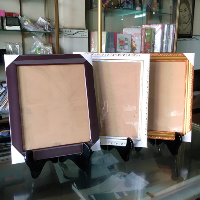 Khung ảnh thờ đơn giản (combo khung+chân)