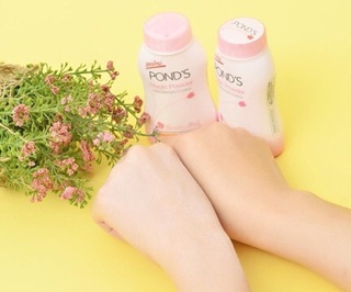 Phấn phủ bột Pond's Magic Thái Lan