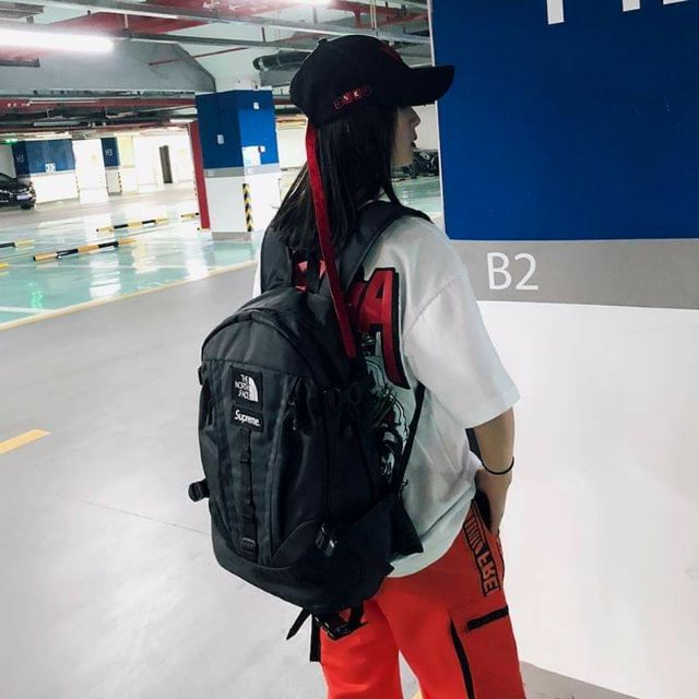 Balo Supreme x tnf 2021