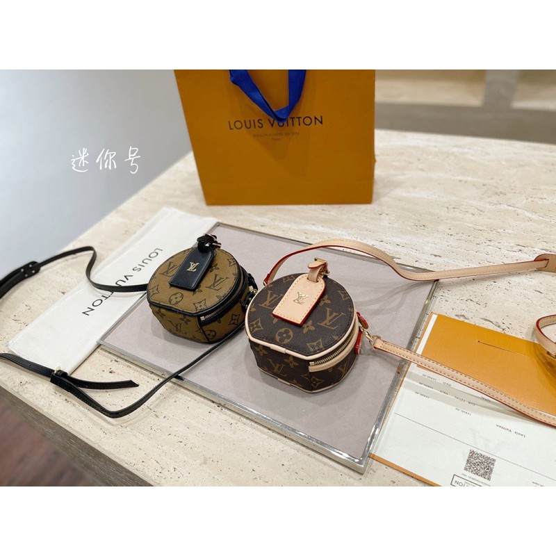 Túi đeo chéo nữ dáng tròn size mini siêu xinh thương hiệu Louis Vuitton LV da thật cao cấp