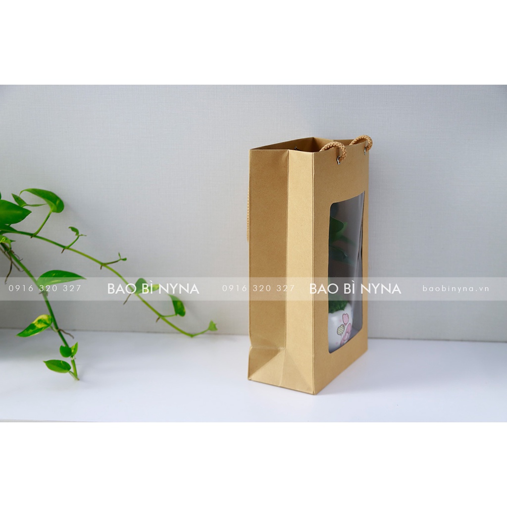Túi giấy 07 cửa sổ 17x28x9cm