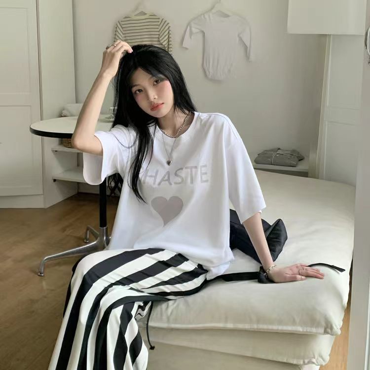 COZOK Set Áo Thun Tay Ngắn Hình Trái Tim + Quần Dài Ống Rộng Kẻ Sọc