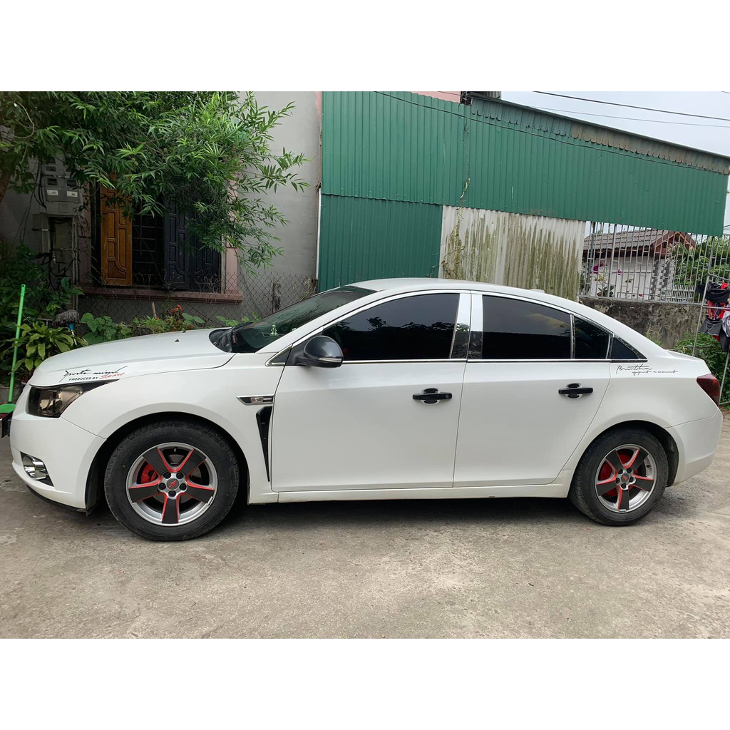 Trụ kính maybach xe cruze