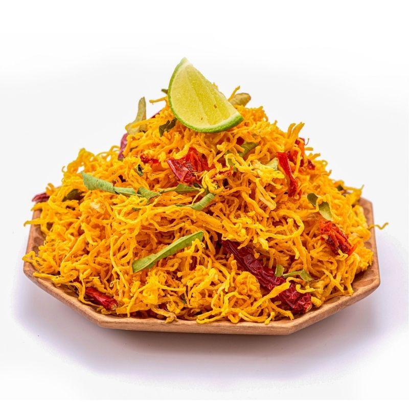 Khô gà lá chanh cay gói lớn khối lượng 150g vị cay nhiều, sản phẩm không thể thiếu của bàn nhậu MAMYFOODS MF0055 | BigBuy360 - bigbuy360.vn