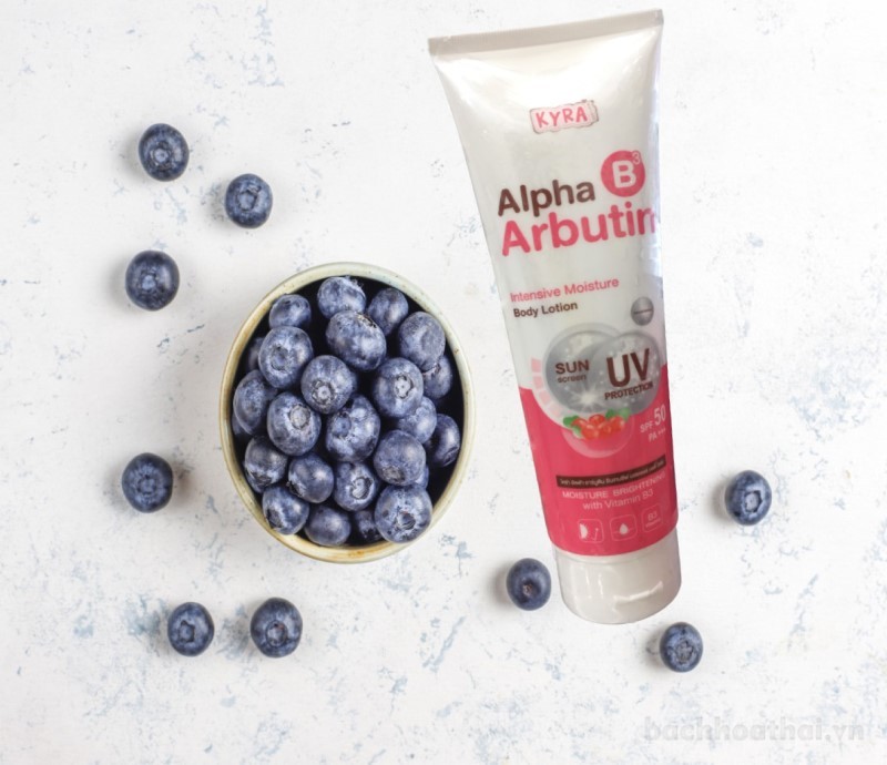 Sữa dưỡng thể Kyra Alpha Arbutin B3 Intensive Moisture Body Lotion