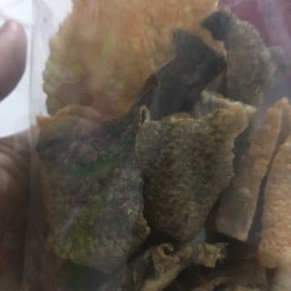 Da cá hồi chiên giòn