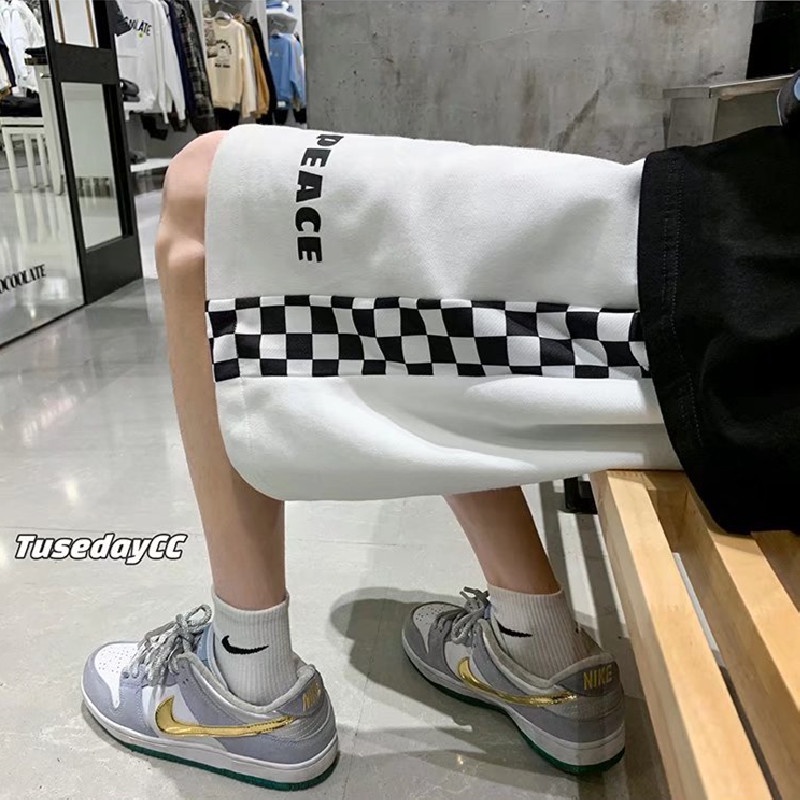 Quần ngắn ống rộng Thoải Mái Họa Tiết Kẻ Sọc Phong Cách Hip Hop Đường Phố Hàn Quốc Cỡ M-3XL Cho Nam