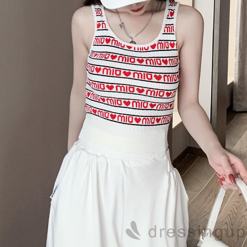 Áo Thun Dệt Kim Sát Nách Cổ Tròn In Chữ Và Trái Tim Ôm Dáng Cho Nữ