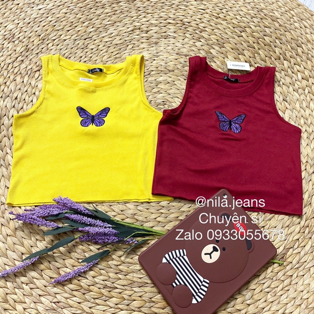 Áo thun croptop thêu hình bướm