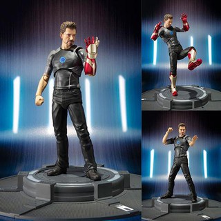 Mô hình Tony Stark Mark 42 SHF Iron Man 3