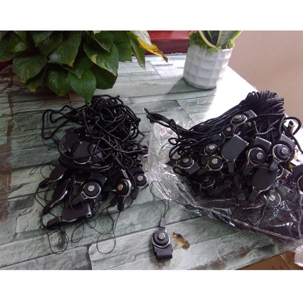 Dây đeo điện thoại trên cổ | BigBuy360 - bigbuy360.vn