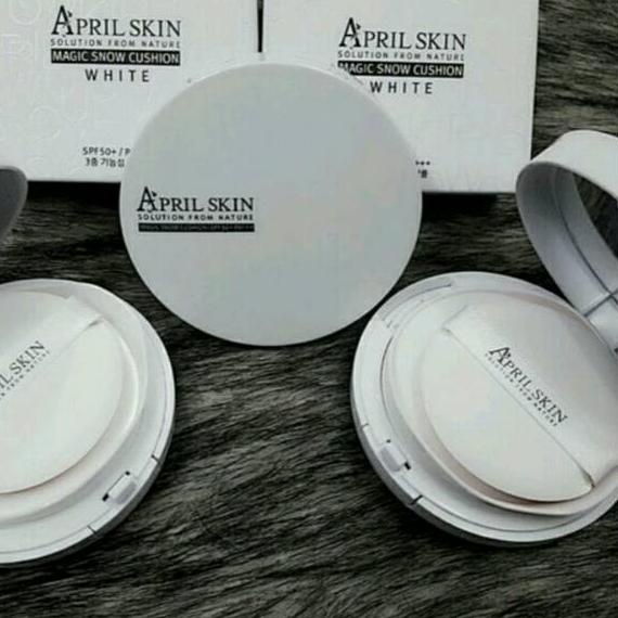 APRIL SKIN Phấn nước April chiết xuất vàng trắng holo | BigBuy360 - bigbuy360.vn