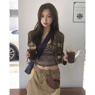 Croptop áo yếm hoang dã