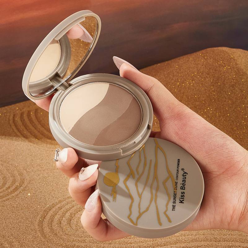 [Hàng mới về] Bảng phấn mắt bắt sáng Kiss beauty 3 tông màu có độ bóng cao trang điểm chuyên nghiệp | BigBuy360 - bigbuy360.vn