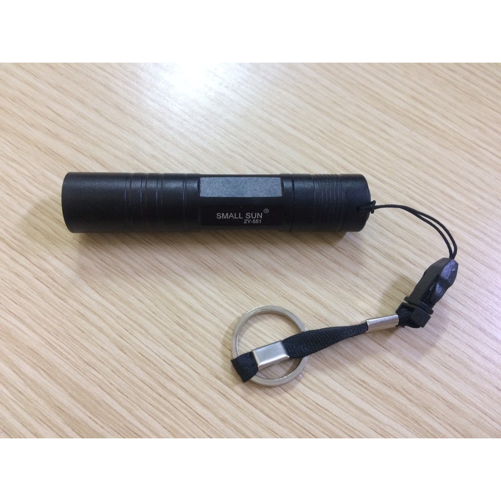 Đèn pin mini cầm tay ZY511