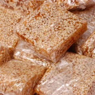 Kẹo mè xửng dẻo Ngọc Thắng - Đặc biệt Gói 300g