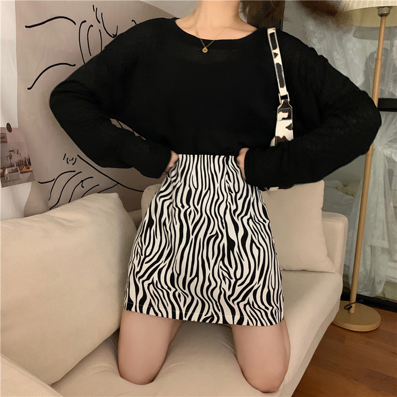 Váy Chữ A Lưng Cao Họa Tiết Ngựa Vằn