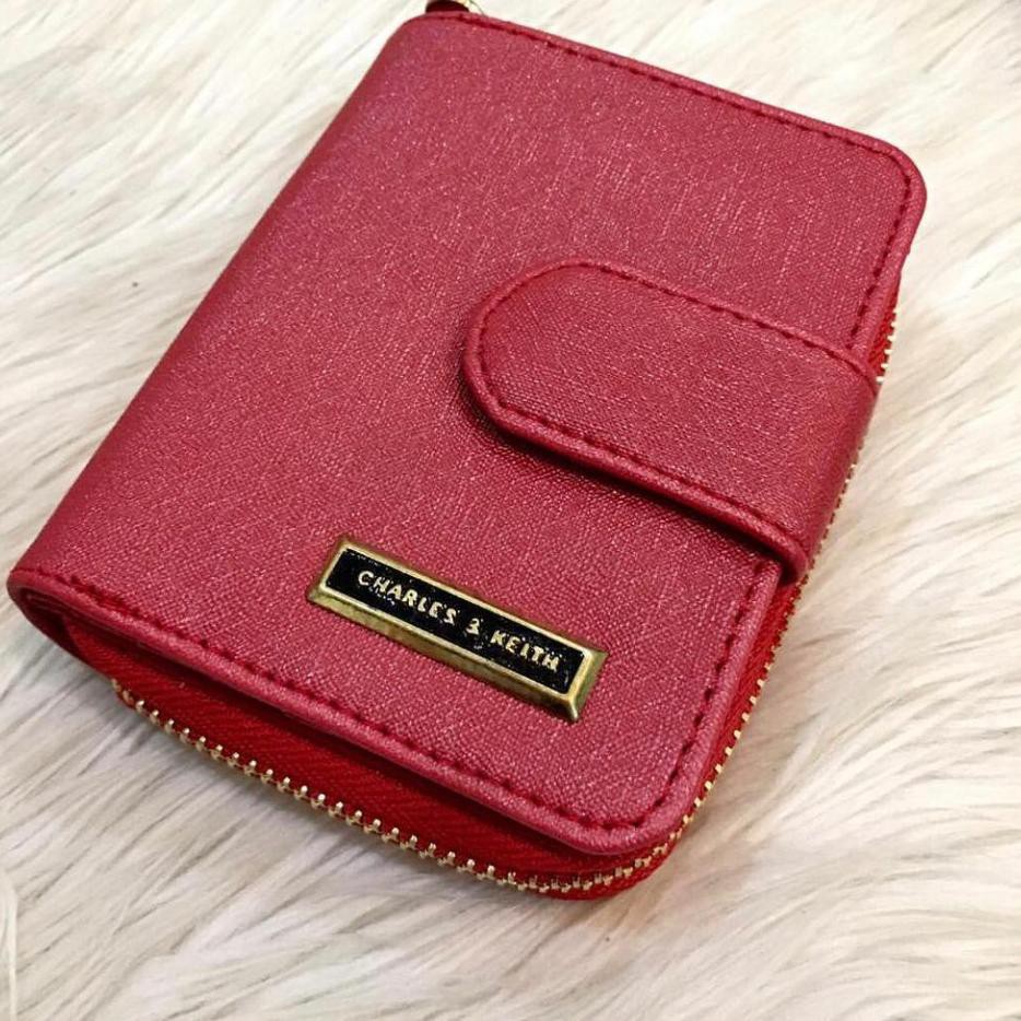 ^ Y-666 Simple Elegand Charles And Keith Wallet Can Be Fit Coins "