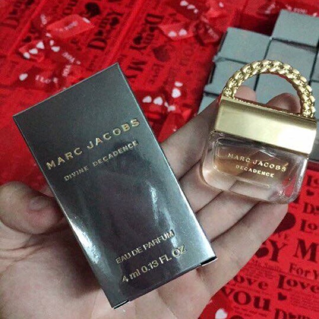 [NHẬP MÃ HUONTRIAN-GIẢM NGAY 20k] Nước hoa Marc Jacobs Divine Decadence