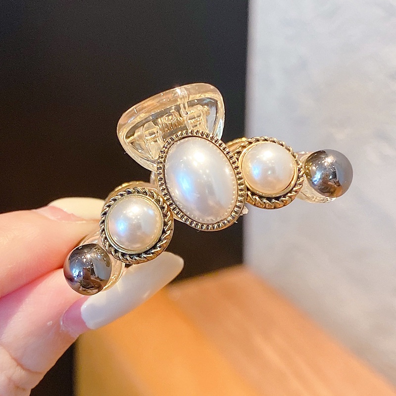 Kẹp tóc đính ngọc trai giả xinh xắn cho nữ