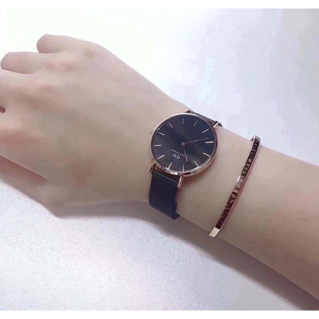 Đồng hồ Dw petite-nữ 32mm tặng cuff