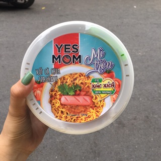 1 Tô Mỳ Trộn Xúc Xích YesMom