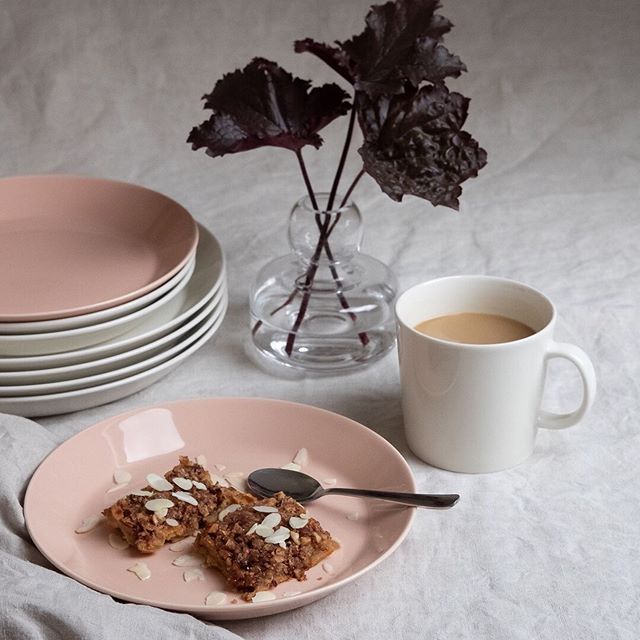 Bát đĩa sứ Teema Iittala Phần Lan cao cấp màu hồng phấn