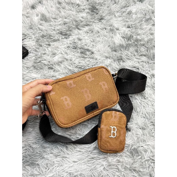 Túi đeo chéo M L B monogram logo thêu