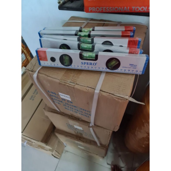 Thước thủy hít SPERO đủ kích thước 300mm-1000mm .