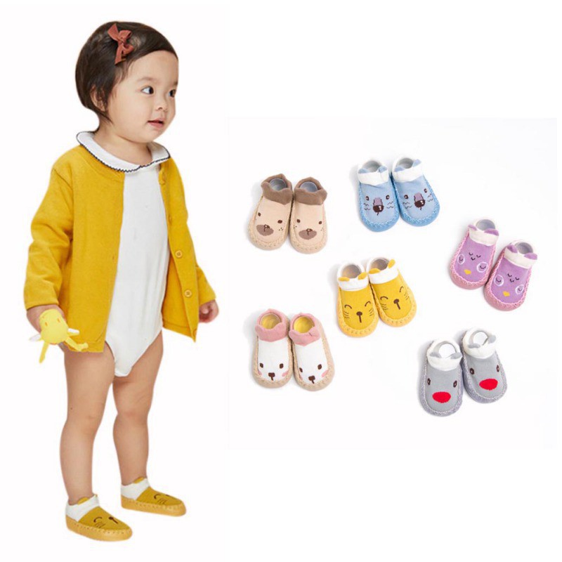 Tất cotton chống trượt hoạ tiết hoạt hình đáng yêu cho bé