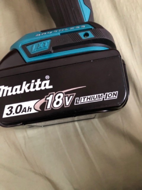 Bộ Makita XDT13 pin 5ah sac adapter