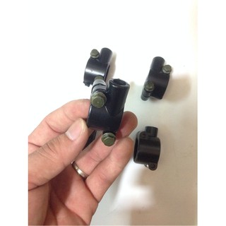cùm gương chiếu hậu chế