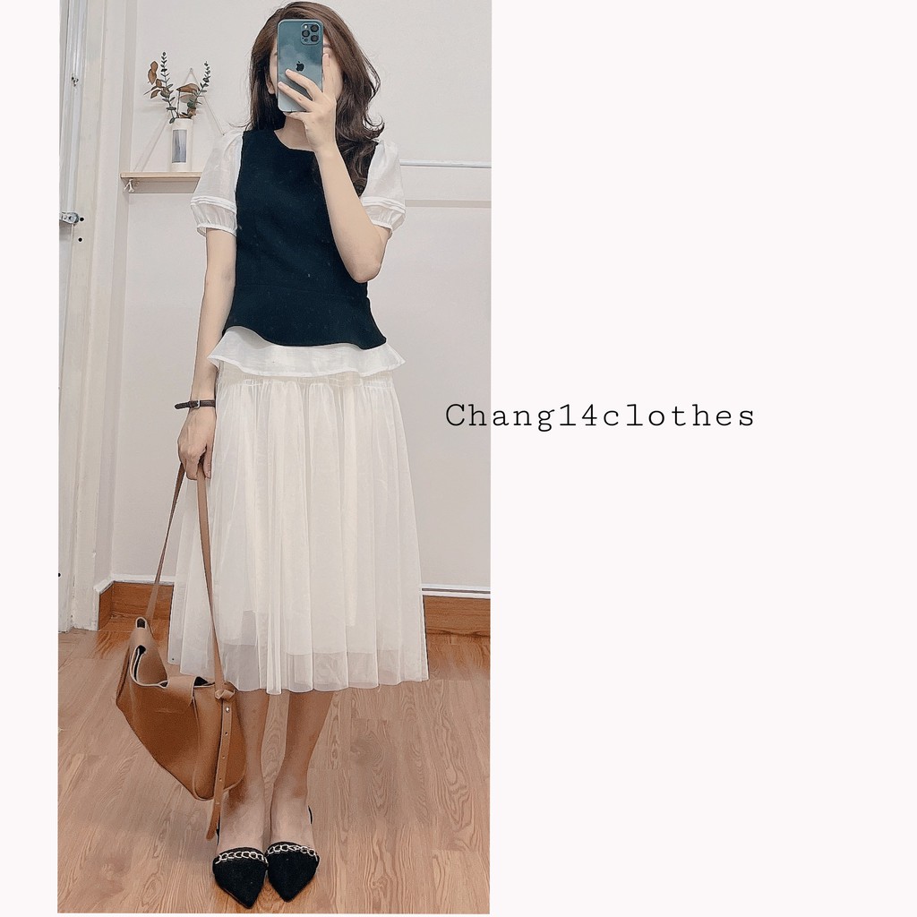 Áo cổ tròn phối tay voan kiểu dáng basic