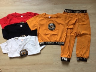 Bộ đồ croptop cho bé gái